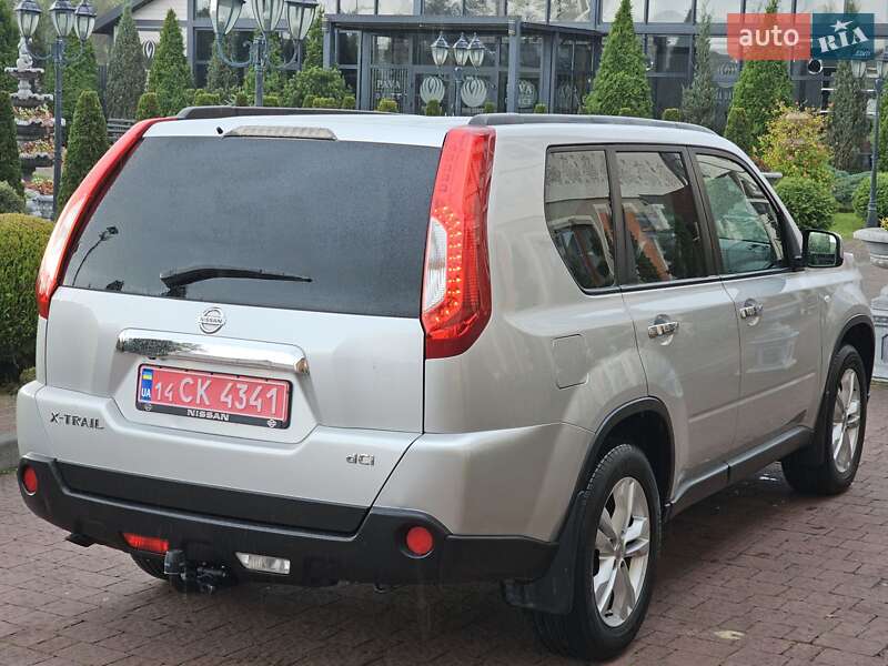 Внедорожник / Кроссовер Nissan X-Trail 2012 в Стрые