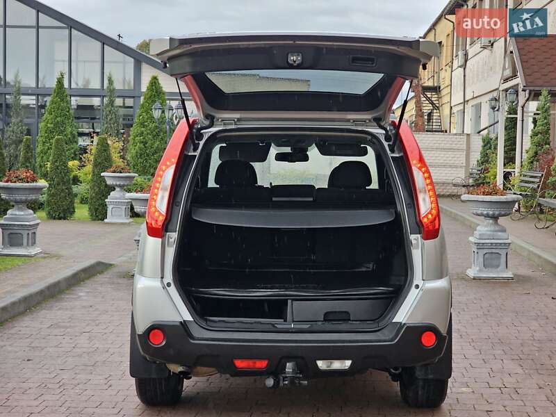 Внедорожник / Кроссовер Nissan X-Trail 2012 в Стрые