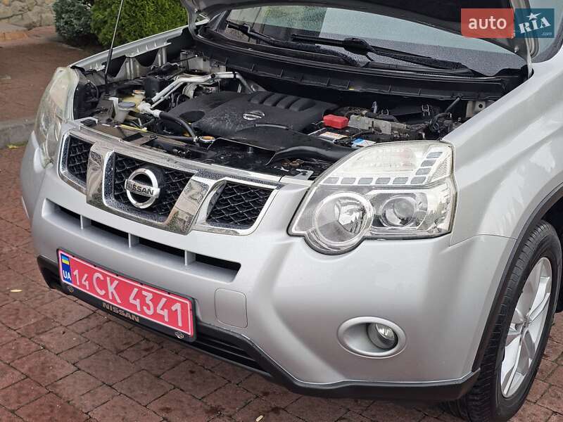 Внедорожник / Кроссовер Nissan X-Trail 2012 в Стрые