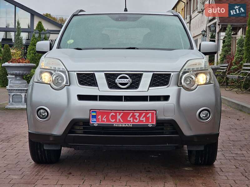 Внедорожник / Кроссовер Nissan X-Trail 2012 в Стрые