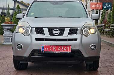 Внедорожник / Кроссовер Nissan X-Trail 2012 в 