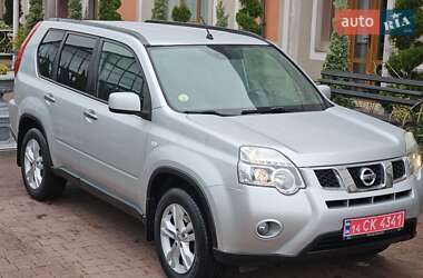 Внедорожник / Кроссовер Nissan X-Trail 2012 в 