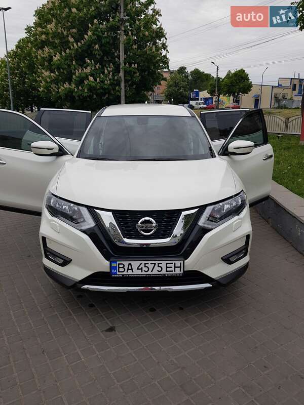 Внедорожник / Кроссовер Nissan X-Trail 2019 в Кропивницком