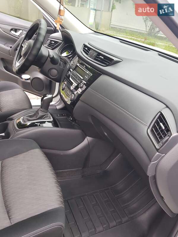 Внедорожник / Кроссовер Nissan X-Trail 2019 в Кропивницком