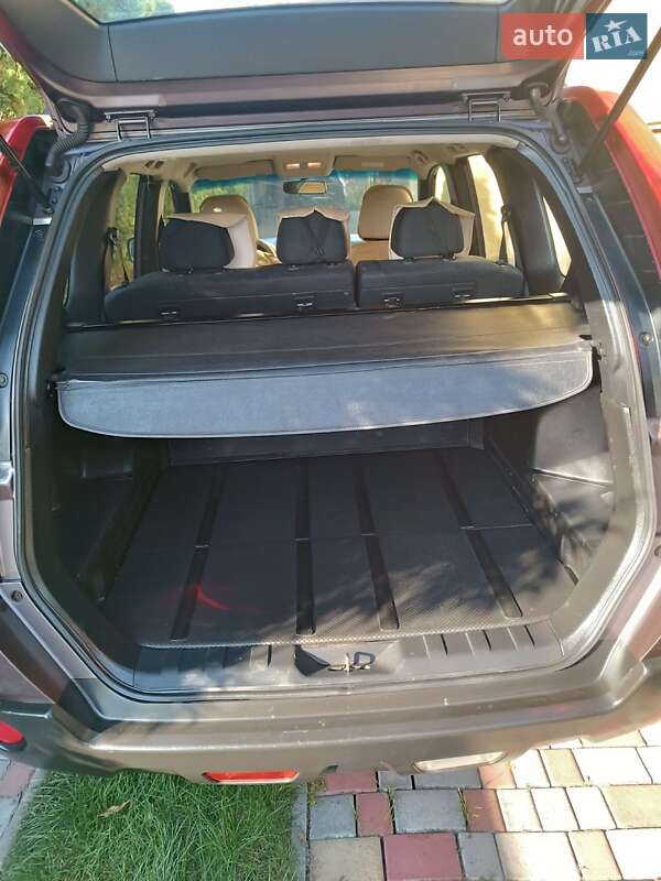 Внедорожник / Кроссовер Nissan X-Trail 2011 в Шептицькому