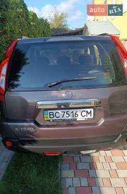 Внедорожник / Кроссовер Nissan X-Trail 2011 в 