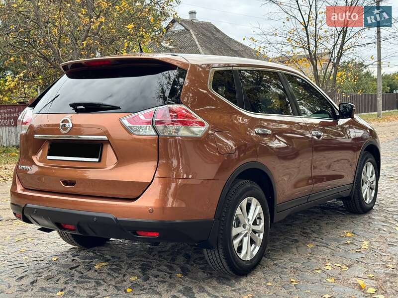 Внедорожник / Кроссовер Nissan X-Trail 2015 в Ахтырке