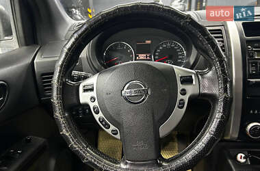 Позашляховик / Кросовер Nissan X-Trail 2011 в 