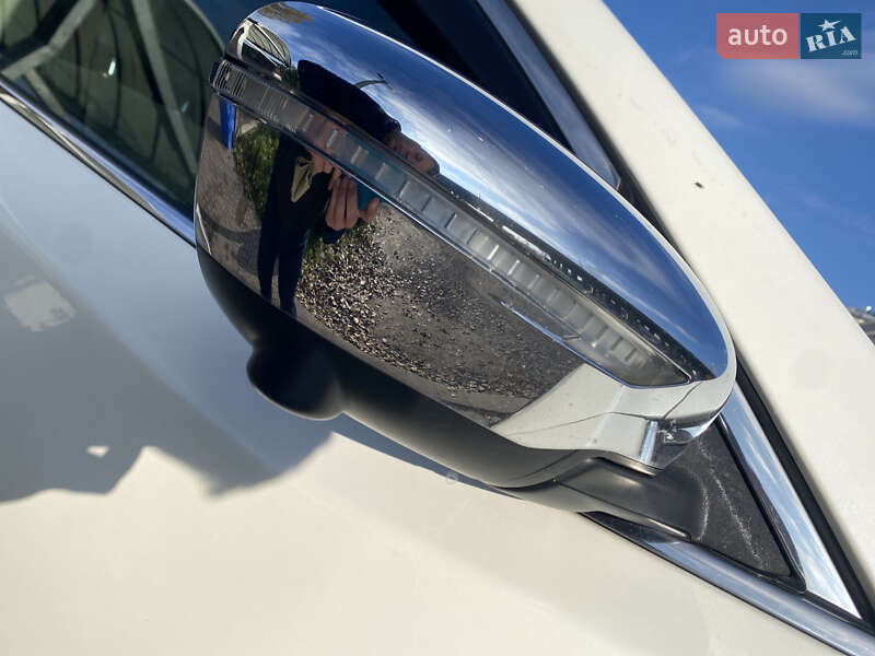 Внедорожник / Кроссовер Nissan X-Trail 2017 в Львове фото 9 Внедорожник / Кроссовер Nissan X-Trail 2017 в Львове