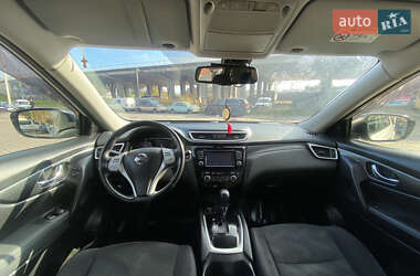 Позашляховик / Кросовер Nissan X-Trail 2017 в  фото 20 Позашляховик / Кросовер Nissan X-Trail 2017 в