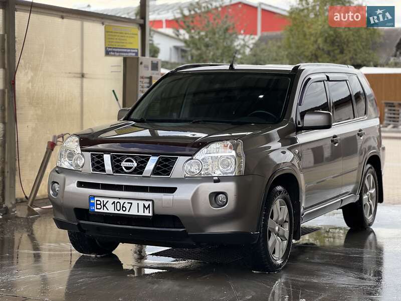 Внедорожник / Кроссовер Nissan X-Trail 2008 в Гоще