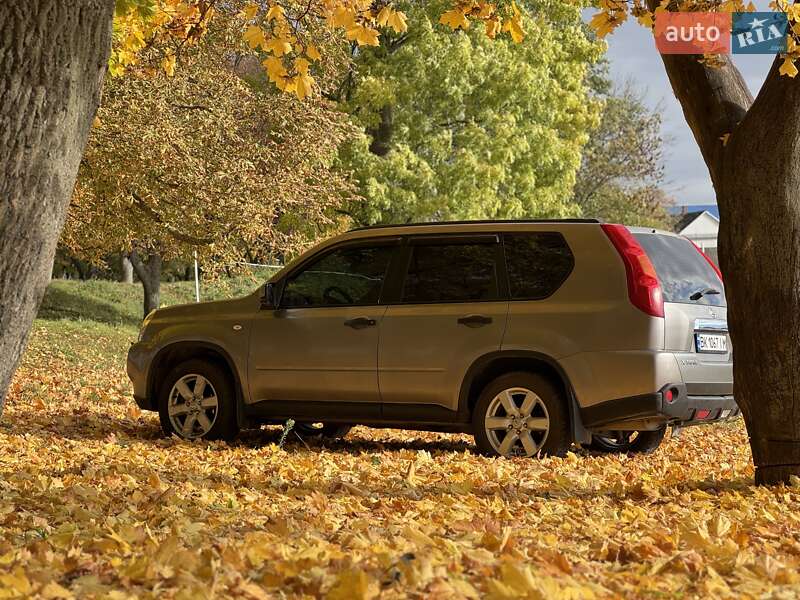 Внедорожник / Кроссовер Nissan X-Trail 2008 в Гоще