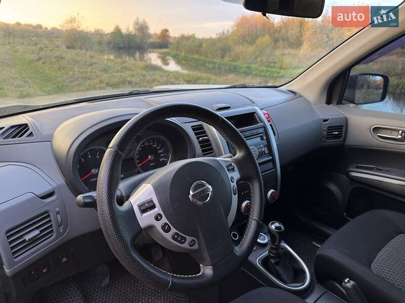 Внедорожник / Кроссовер Nissan X-Trail 2008 в Гоще