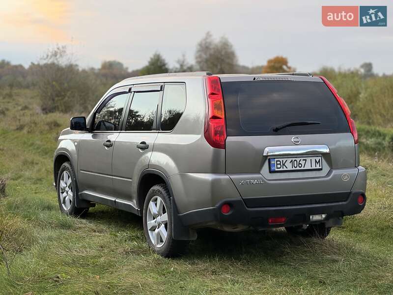 Внедорожник / Кроссовер Nissan X-Trail 2008 в Гоще