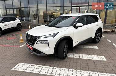 Внедорожник / Кроссовер Nissan X-Trail 2023 в 