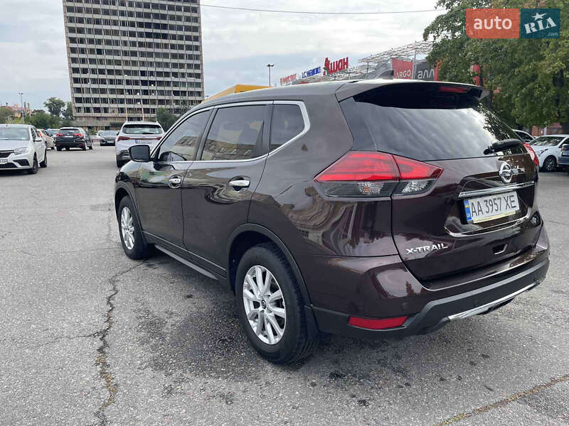 Внедорожник / Кроссовер Nissan X-Trail 2018 в Киеве