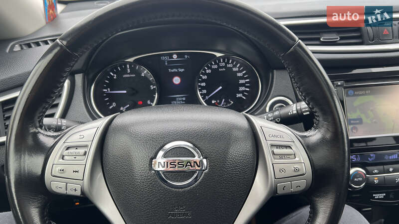 Позашляховик / Кросовер Nissan X-Trail 2016 в Умані фото 42 Позашляховик / Кросовер Nissan X-Trail 2016 в Умані