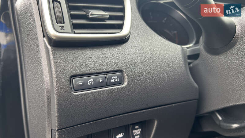 Позашляховик / Кросовер Nissan X-Trail 2016 в Умані фото 47 Позашляховик / Кросовер Nissan X-Trail 2016 в Умані