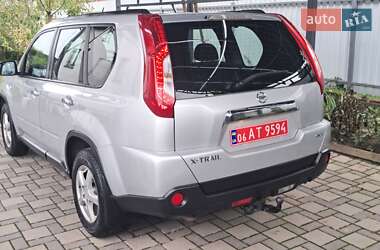 Внедорожник / Кроссовер Nissan X-Trail 2012 в 
