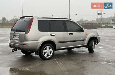 Позашляховик / Кросовер Nissan X-Trail 2003 в 