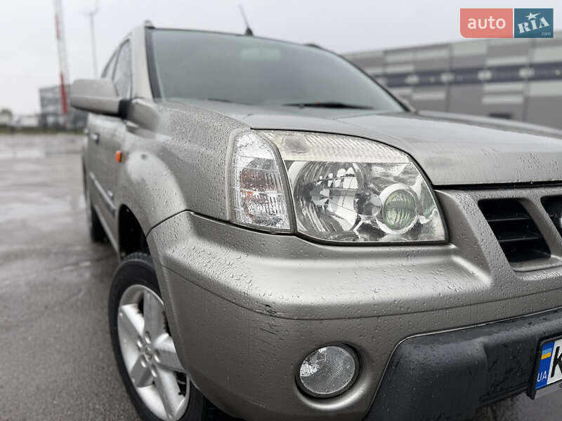 Внедорожник / Кроссовер Nissan X-Trail 2003 в Киеве фото 14 Внедорожник / Кроссовер Nissan X-Trail 2003 в Киеве