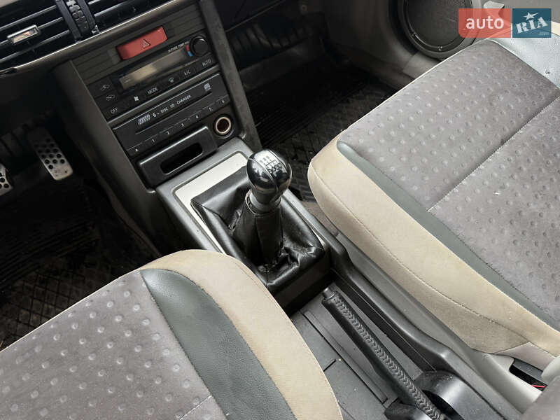 Внедорожник / Кроссовер Nissan X-Trail 2003 в Киеве фото 26 Внедорожник / Кроссовер Nissan X-Trail 2003 в Киеве