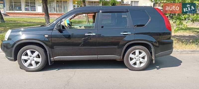 Позашляховик / Кросовер Nissan X-Trail 2008 в Києві