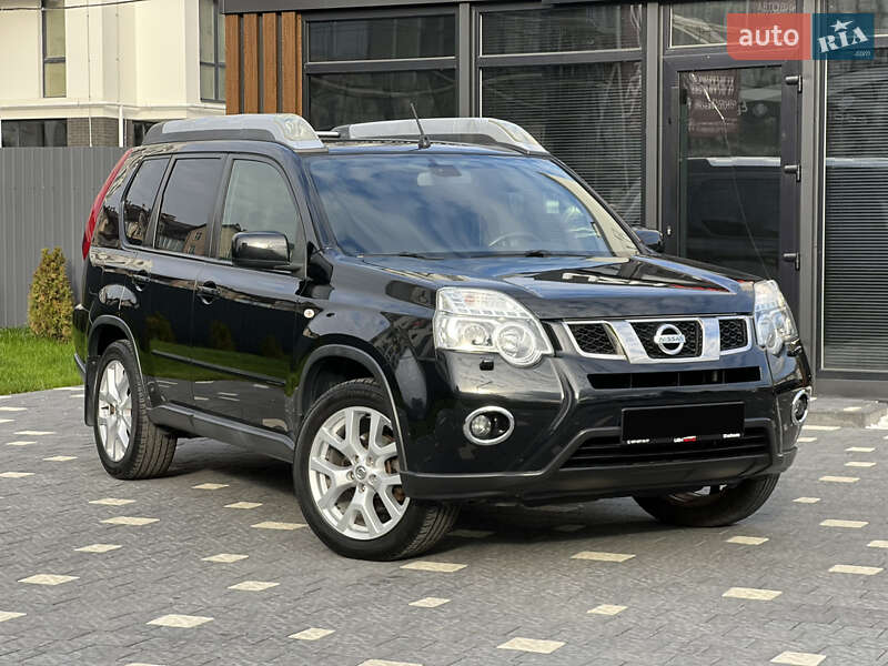 Позашляховик / Кросовер Nissan X-Trail 2012 в Ужгороді