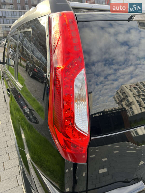 Позашляховик / Кросовер Nissan X-Trail 2012 в Ужгороді