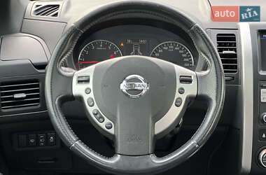 Внедорожник / Кроссовер Nissan X-Trail 2012 в 
