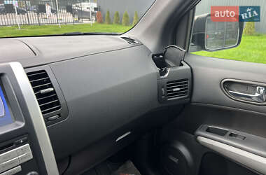 Внедорожник / Кроссовер Nissan X-Trail 2012 в 