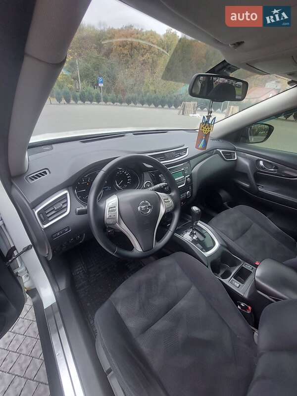 Позашляховик / Кросовер Nissan X-Trail 2014 в Полтаві