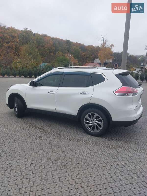 Позашляховик / Кросовер Nissan X-Trail 2014 в Полтаві