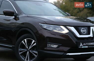 Внедорожник / Кроссовер Nissan X-Trail 2018 в 