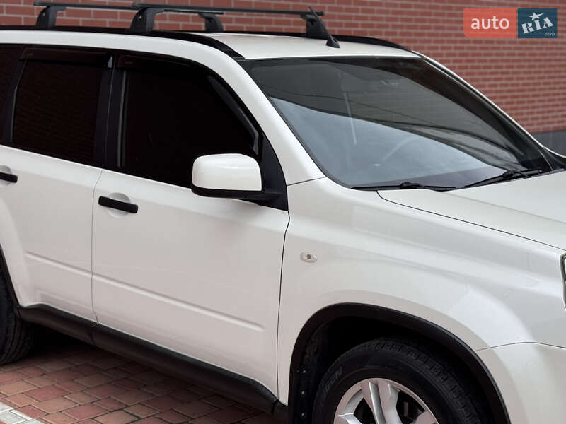 Позашляховик / Кросовер Nissan X-Trail 2011 в Одесі