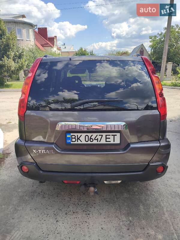 Внедорожник / Кроссовер Nissan X-Trail 2007 в Вараше фото 7 Внедорожник / Кроссовер Nissan X-Trail 2007 в Вараше