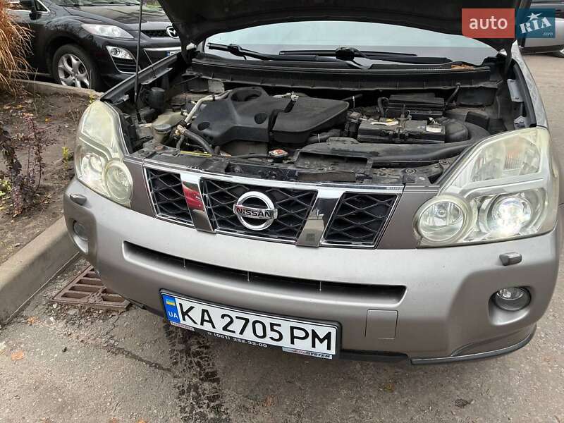 Позашляховик / Кросовер Nissan X-Trail 2008 в Києві фото 9 Позашляховик / Кросовер Nissan X-Trail 2008 в Києві