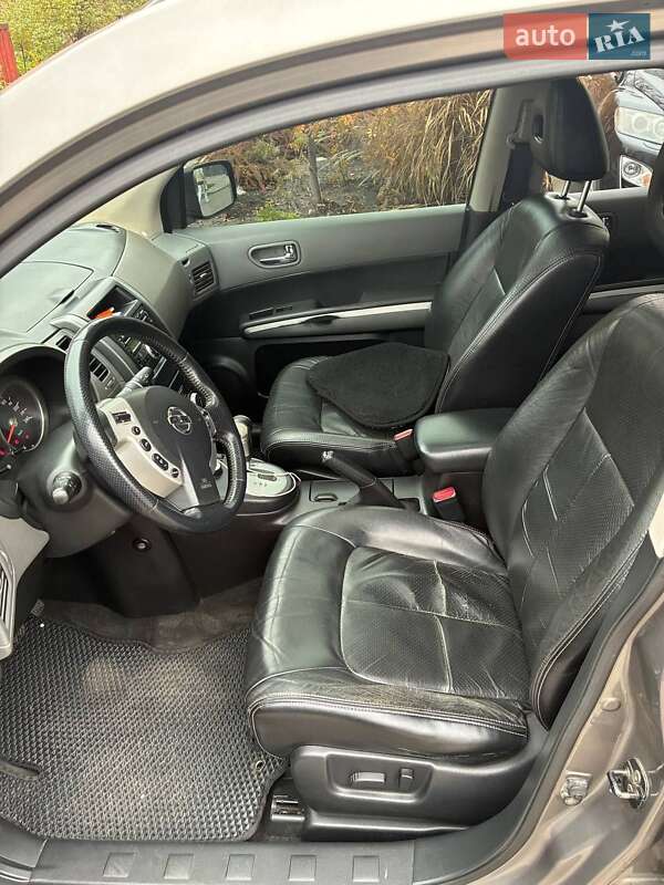 Позашляховик / Кросовер Nissan X-Trail 2008 в Києві фото 14 Позашляховик / Кросовер Nissan X-Trail 2008 в Києві