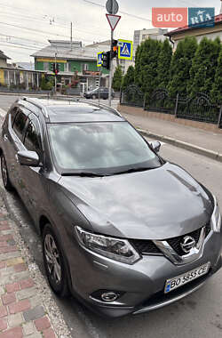 Внедорожник / Кроссовер Nissan X-Trail 2016 в Тернополе