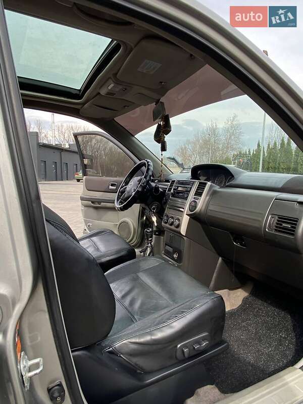 Внедорожник / Кроссовер Nissan X-Trail 2004 в Надворной фото 11 Внедорожник / Кроссовер Nissan X-Trail 2004 в Надворной