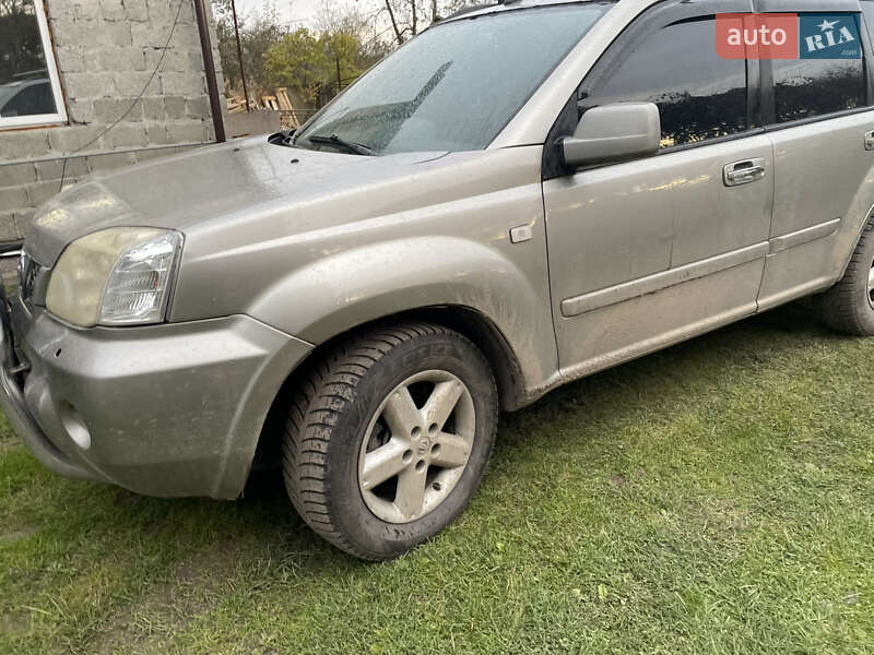Внедорожник / Кроссовер Nissan X-Trail 2004 в Самборе фото 12 Внедорожник / Кроссовер Nissan X-Trail 2004 в Самборе