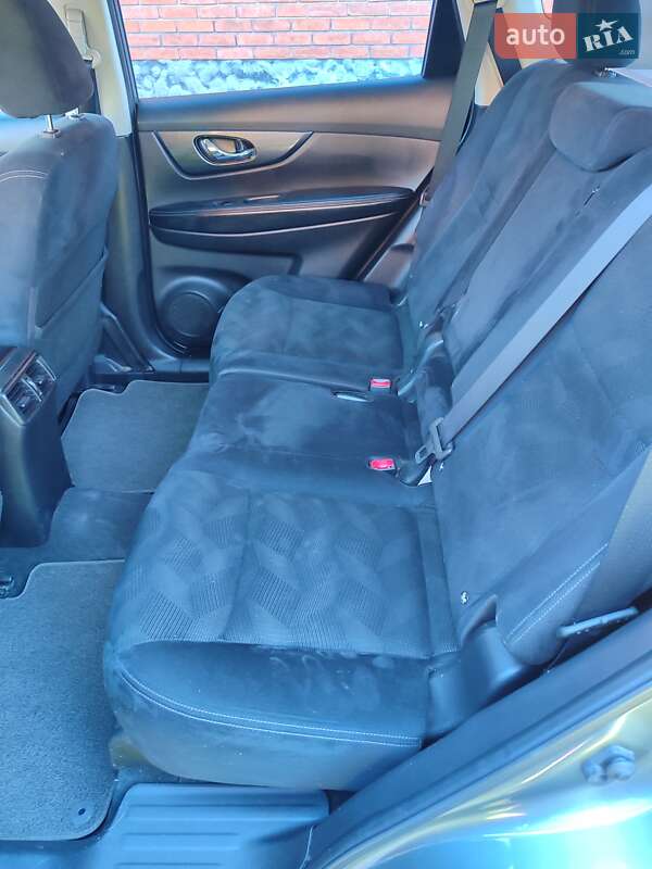 Позашляховик / Кросовер Nissan X-Trail 2015 в Любомлі фото 11 Позашляховик / Кросовер Nissan X-Trail 2015 в Любомлі