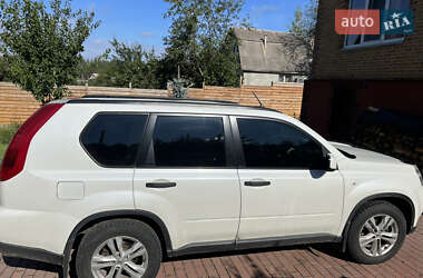 Внедорожник / Кроссовер Nissan X-Trail 2011 в 