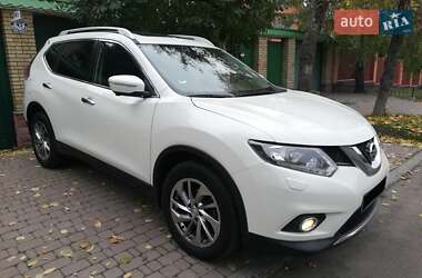 Внедорожник / Кроссовер Nissan X-Trail 2016 в Киеве