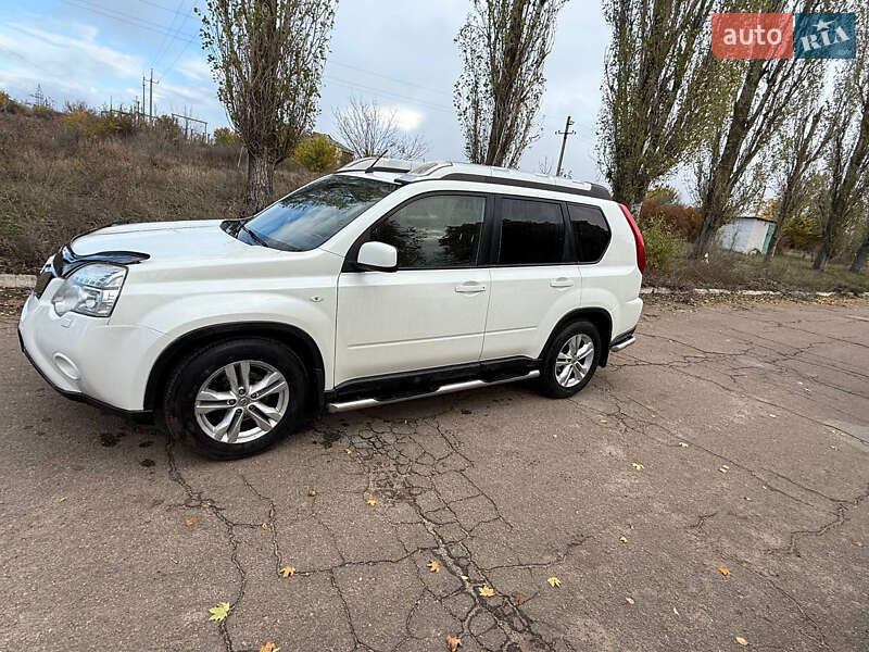 Внедорожник / Кроссовер Nissan X-Trail 2013 в Киеве фото 7 Внедорожник / Кроссовер Nissan X-Trail 2013 в Киеве