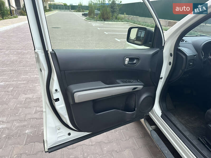 Внедорожник / Кроссовер Nissan X-Trail 2013 в Киеве фото 21 Внедорожник / Кроссовер Nissan X-Trail 2013 в Киеве