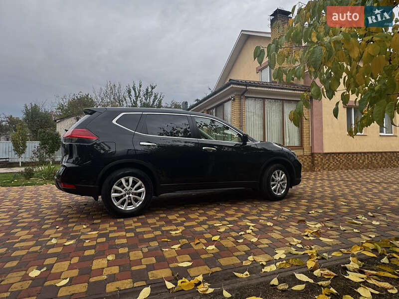 Внедорожник / Кроссовер Nissan X-Trail 2019 в Глухове