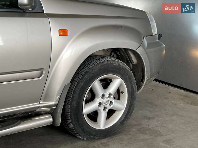 Позашляховик / Кросовер Nissan X-Trail 2003 в Одесі фото 4 Позашляховик / Кросовер Nissan X-Trail 2003 в Одесі