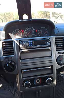 Внедорожник / Кроссовер Nissan X-Trail 2006 в  фото 12 Внедорожник / Кроссовер Nissan X-Trail 2006 в