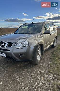 Внедорожник / Кроссовер Nissan X-Trail 2012 в Черновцах
